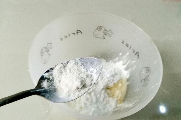 炸小银鱼的做法图解6