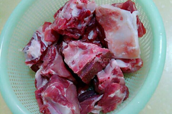 香菇玉米烧排骨的做法图解4