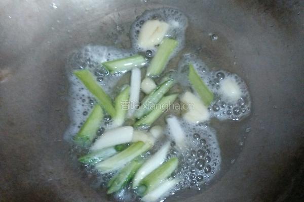 金针菇番茄汤的做法图解3