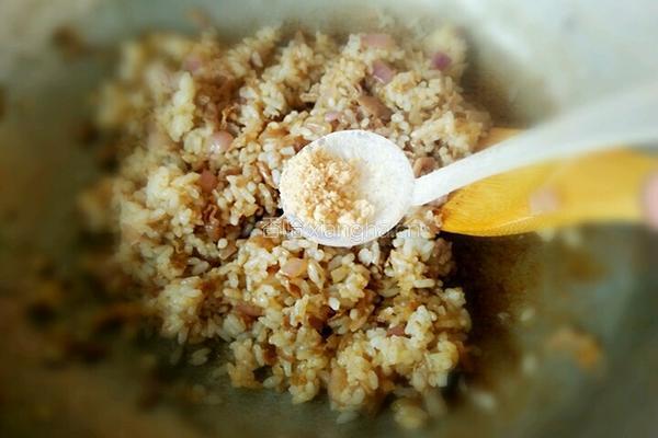 孜然羊肉炒饭的做法图解8