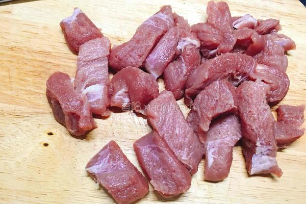 水晶咕咾肉的做法图解2