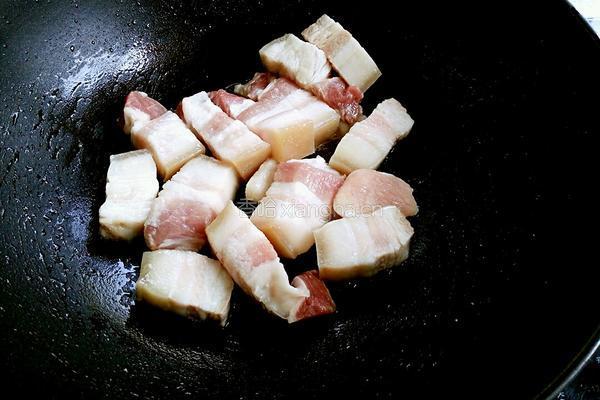 红烧肉炖萝卜的做法图解5