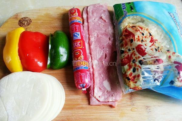 饺子皮批萨的做法图解1