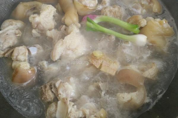 海带黄豆炖猪蹄的做法图解10