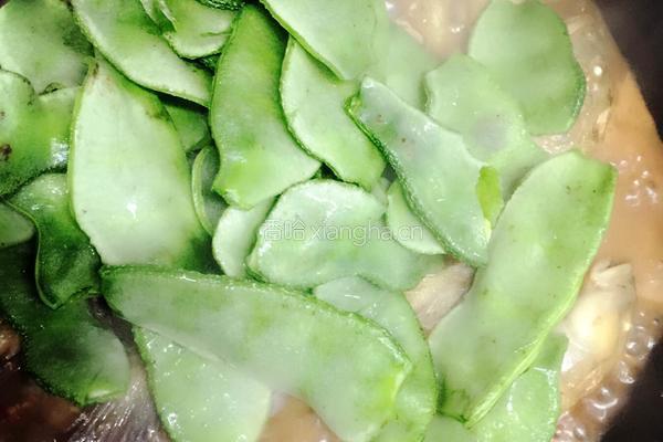 鲶鱼盖豆角的做法图解6