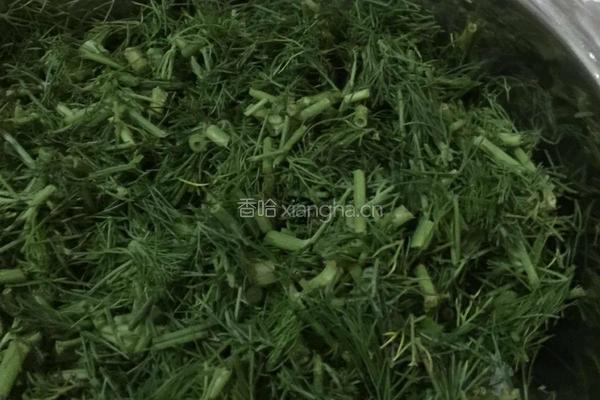 茴香鸡蛋红豆薏米饼的做法图解1