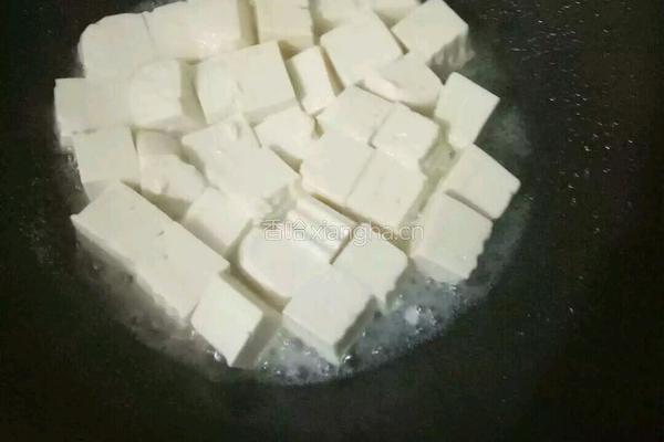 虾皮烧豆腐的做法图解3