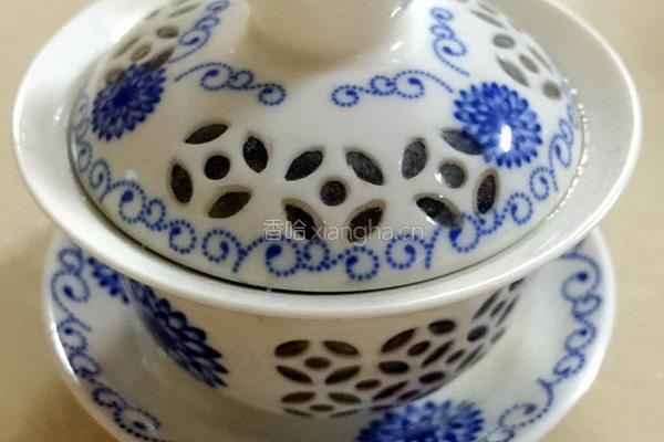 红枣枸杞菊花茶的做法图解4