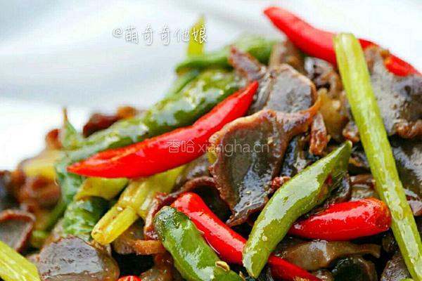 辣椒炒鸡胗的做法图解1