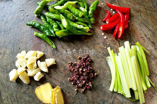 辣椒炒鸡胗的做法图解5