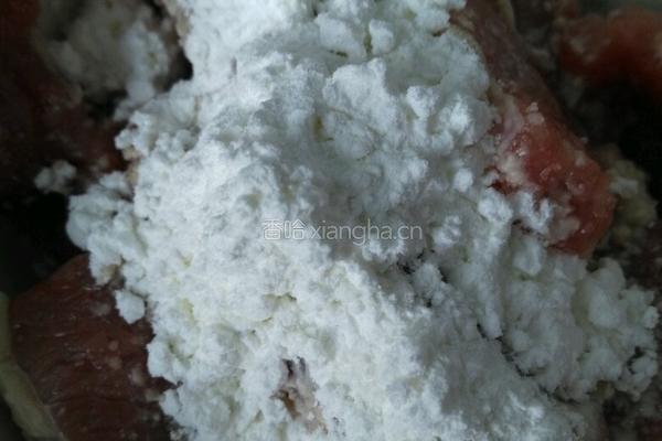 蘑菇炒牛肉的做法图解2