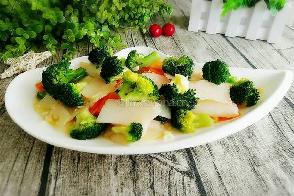 西兰花炒山药的做法图解10