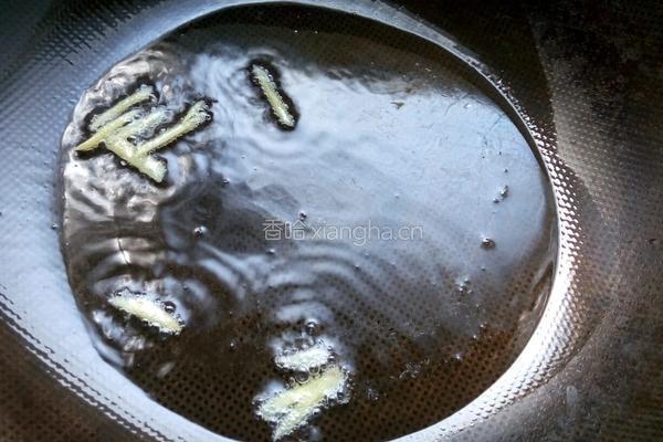 青椒炒番茄的做法图解3
