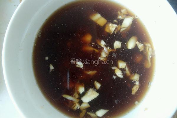 蒜茸蒸开边虾的做法图解4