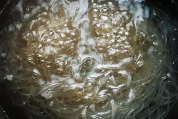 酸辣粉的做法图解3