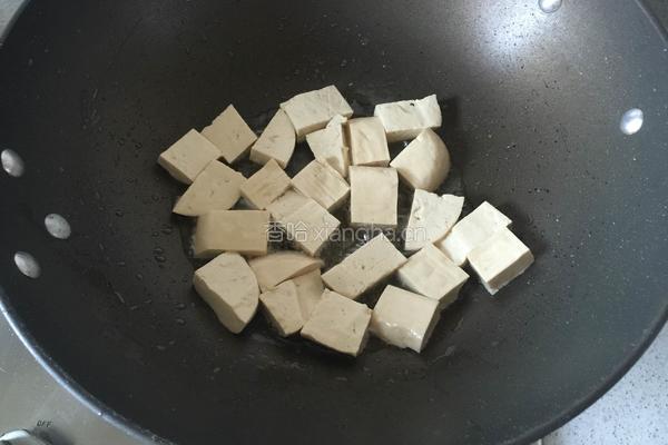 清蒸银鳕鱼的做法图解3