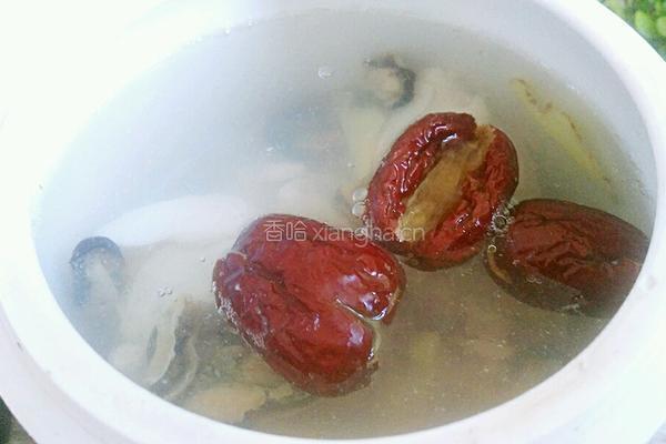 淡菜炖鸡的做法图解5