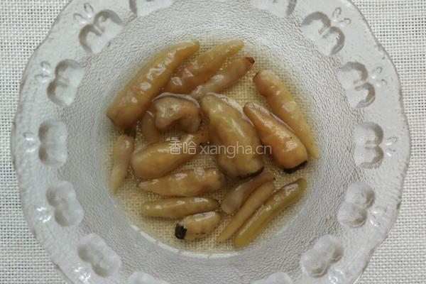 泡椒萝卜丁的做法图解2