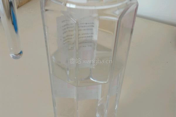 雪菊枸杞茶的做法图解3