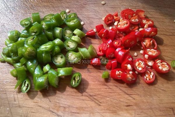 酸菜豆米的做法图解3
