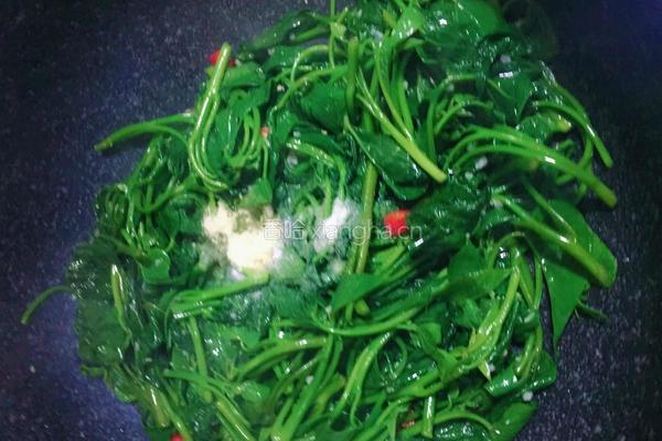 蒜蓉红薯叶的做法图解5