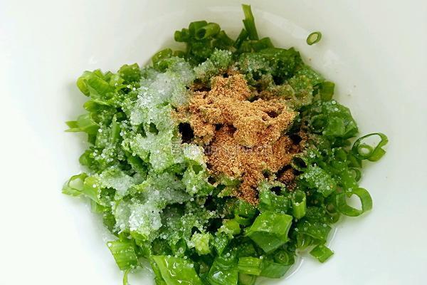豆渣方瓜葱油卷儿的做法图解7