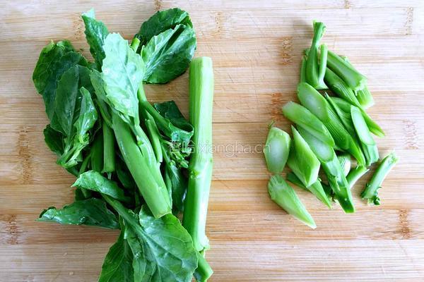 牛肉炒芥兰的做法图解3