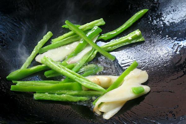 炒火腿的做法图解3