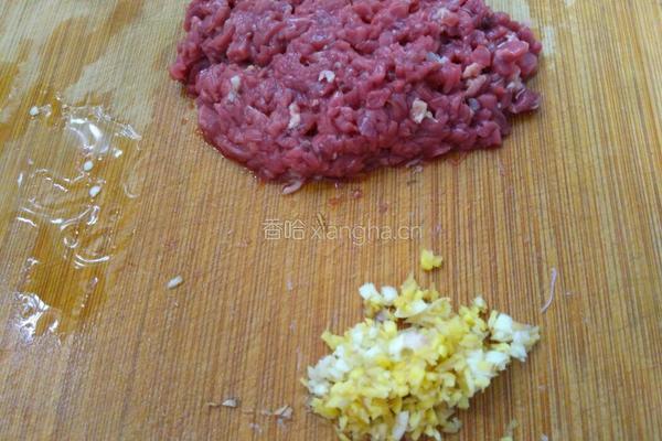 生炒牛肉饭的做法图解1