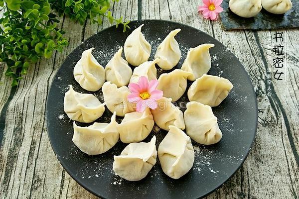 鱿鱼饺子的做法图解13