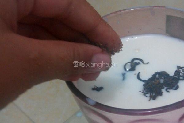 西米奶茶的做法图解4
