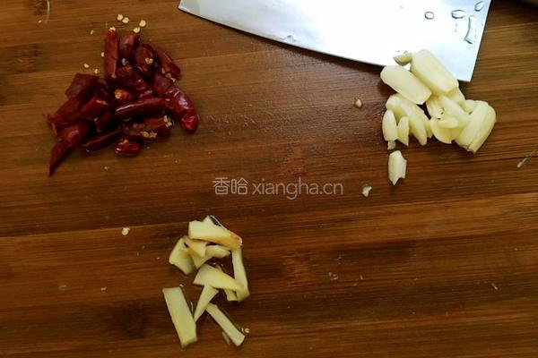 酸菜鸡的做法图解4