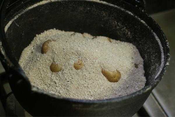 盐烤土豆的做法图解6