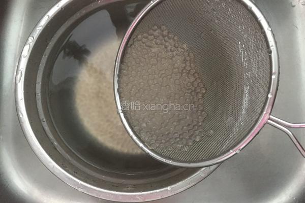 椰汁香芒西米露的做法图解7