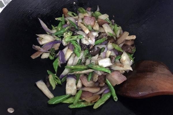 杭椒烧茄子的做法图解8