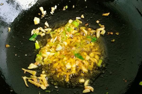猪肉酸菜炖粉条的做法图解4