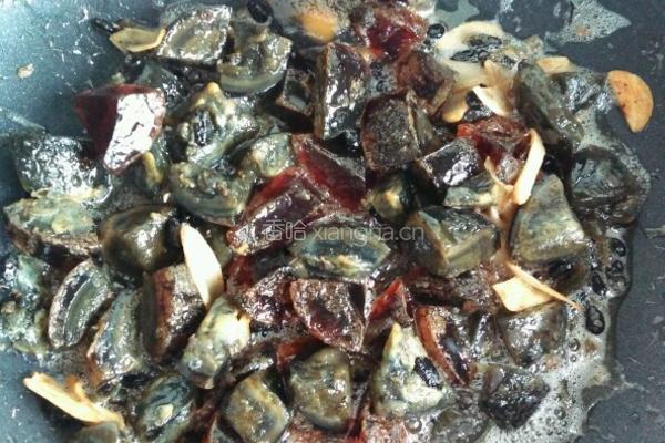 香辣炒皮蛋的做法图解5
