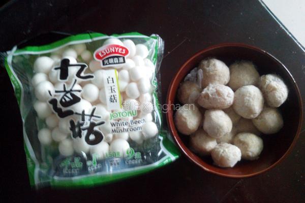 煮鱼丸的做法图解1