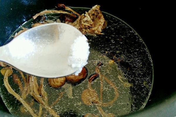 茶树菇无花果鸭汤的做法图解6
