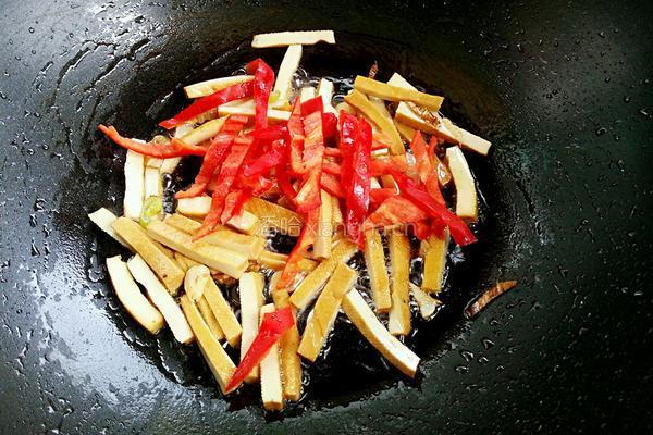香干炒芹菜的做法图解8