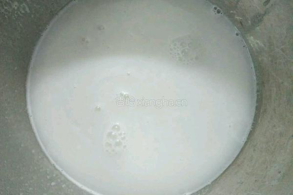 鲜榨椰子汁的做法图解7