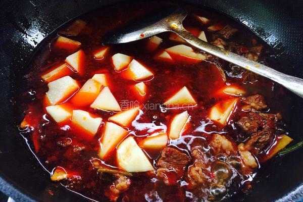 川味土豆炖牛腩的做法图解12