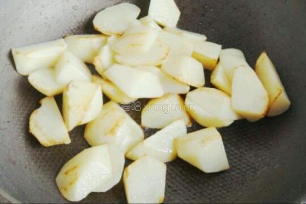 土豆杏鲍菇的做法图解2