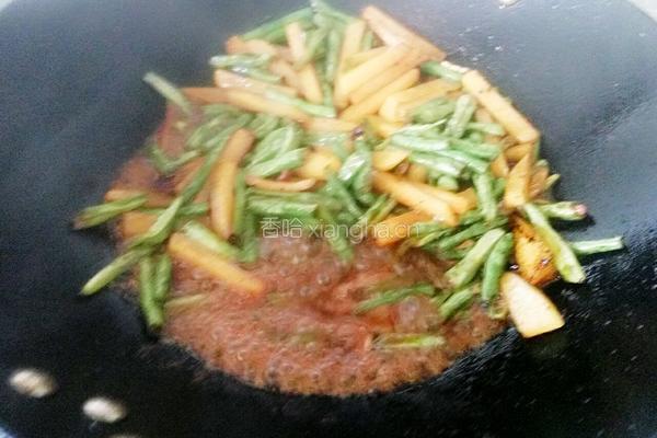 土豆炖豆角的做法图解9