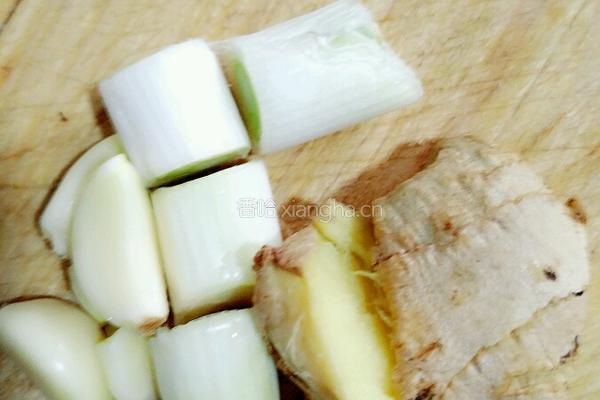 炖羊蝎子的做法图解2