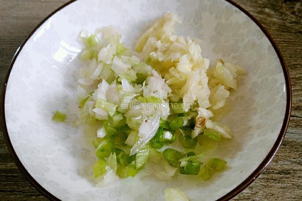 粉蒸草鱼的做法图解3