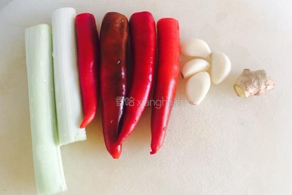 麻辣鲫鱼的做法图解3