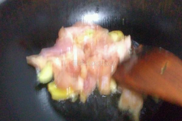 豆角炒鸡肉的做法图解4