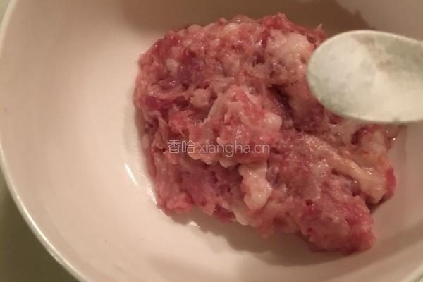马蹄蒸肉饼的做法图解3