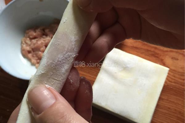 馄饨的包法的做法图解4